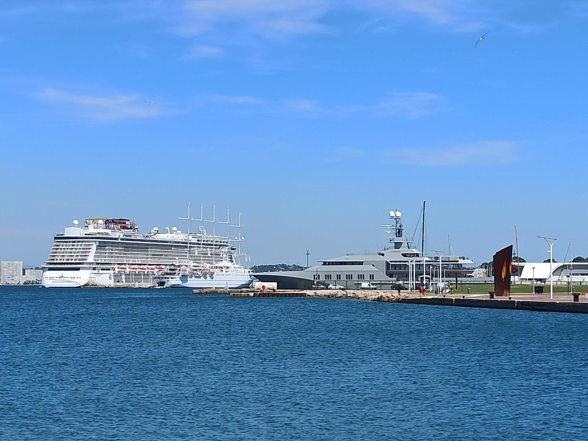 ラ・セーヌ・シュル・メールLe Voilier - Port De Plaisance - Host Provenceアパートメント エクステリア 写真